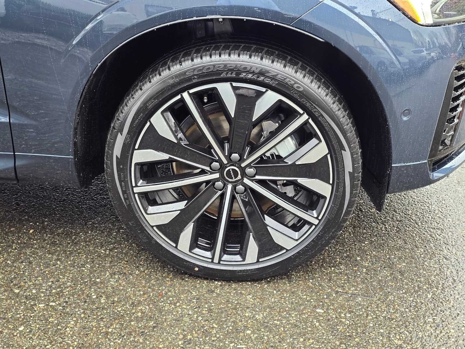 2026 Volvo XC60 Plug-In Hybrid Ultra