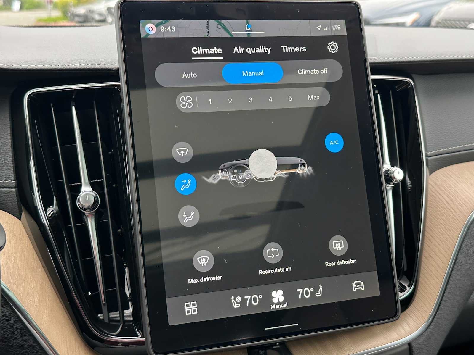 2026 Volvo XC60 Plug-In Hybrid Ultra
