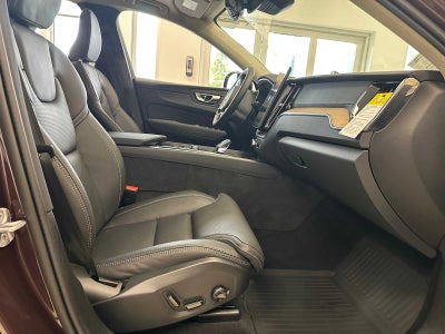 2026 Volvo XC60 Plug-In Hybrid Ultra