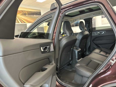 2026 Volvo XC60 Plug-In Hybrid Ultra