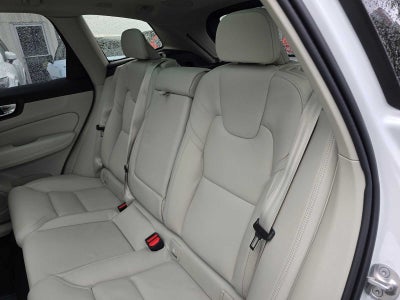 2026 Volvo XC60 Plug-In Hybrid Ultra