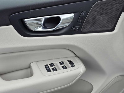 2026 Volvo XC60 Plug-In Hybrid Ultra