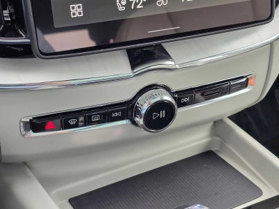 2026 Volvo XC60 Plug-In Hybrid Ultra