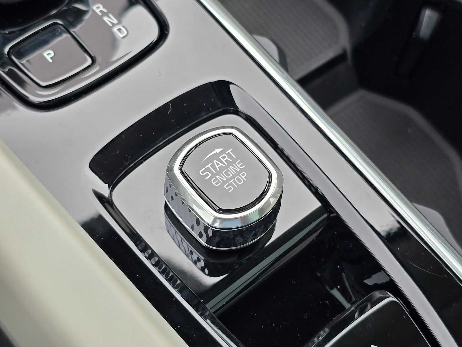 2026 Volvo XC60 Plug-In Hybrid Ultra