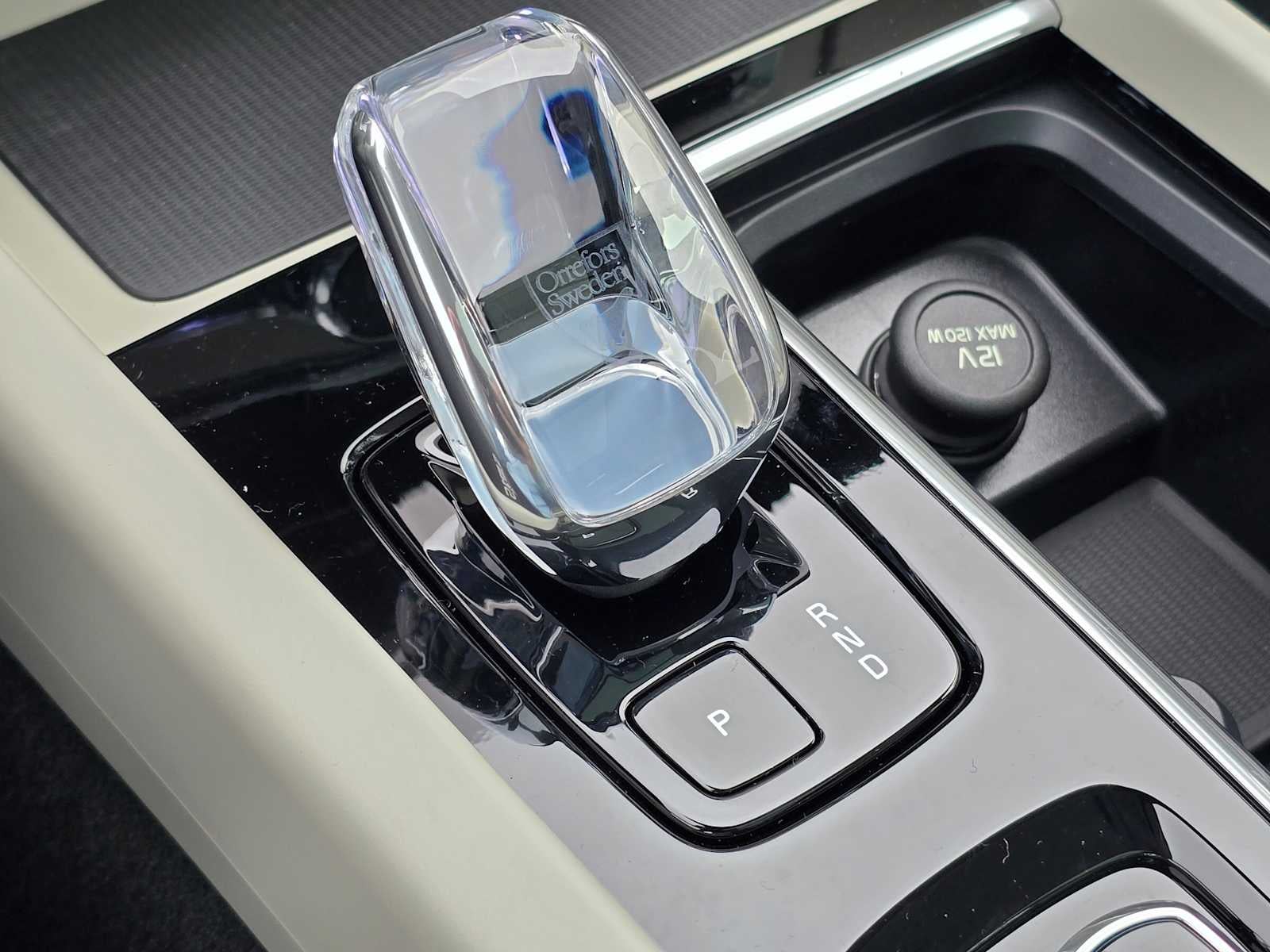 2026 Volvo XC60 Plug-In Hybrid Ultra
