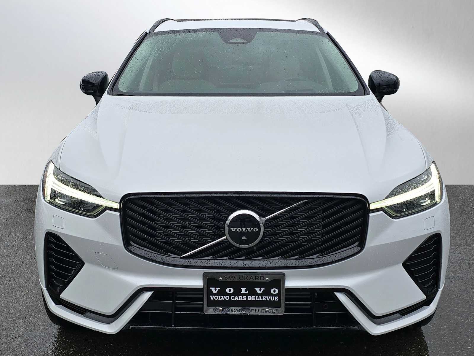 2026 Volvo XC60 Plug-In Hybrid Ultra