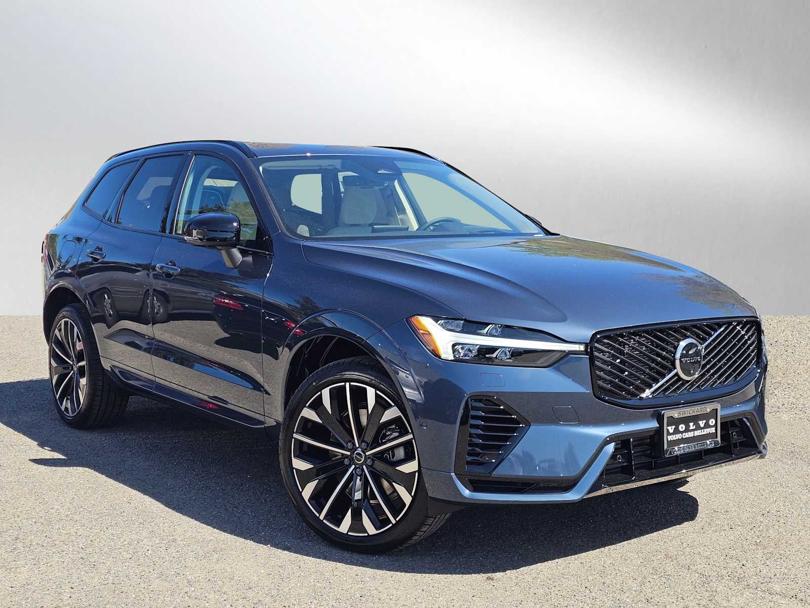 2026 Volvo XC60 Plug-In Hybrid Ultra
