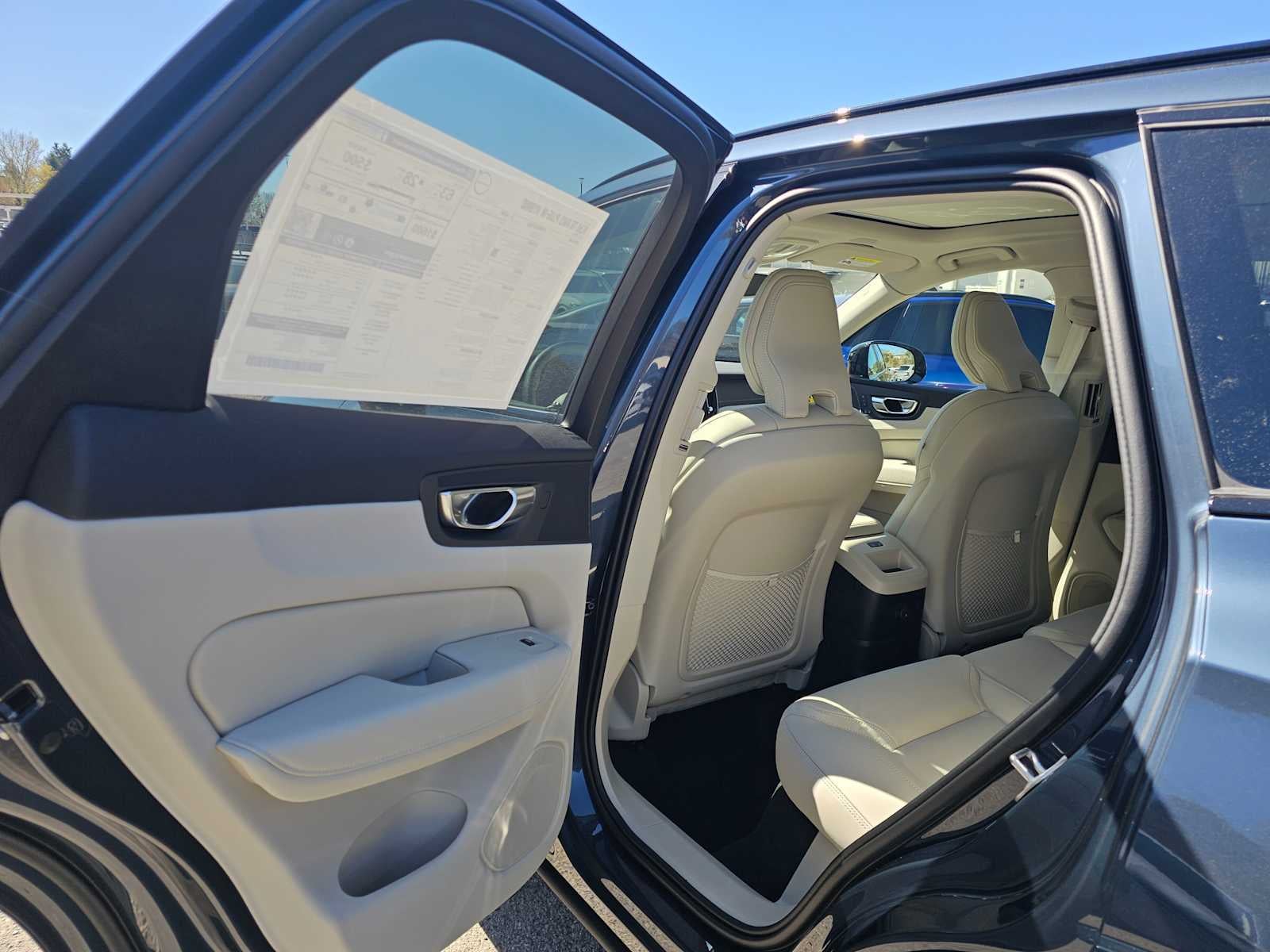 2026 Volvo XC60 Plug-In Hybrid Ultra