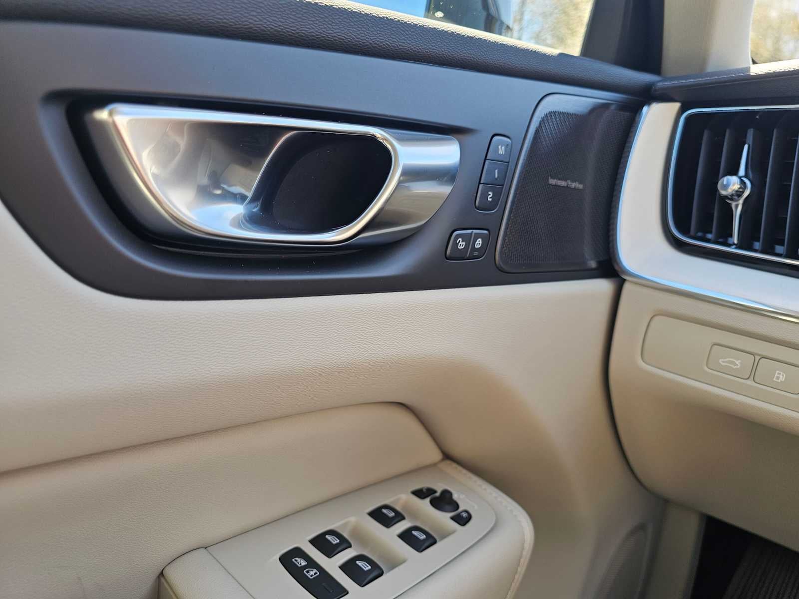 2026 Volvo XC60 Plug-In Hybrid Ultra
