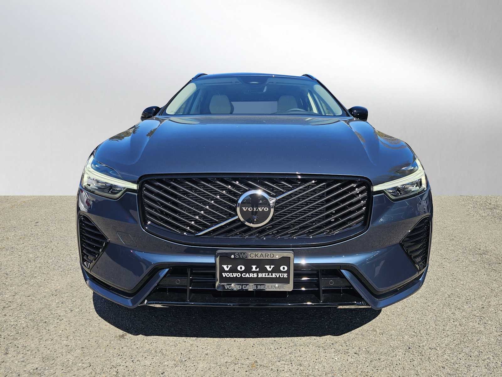 2026 Volvo XC60 Plug-In Hybrid Ultra