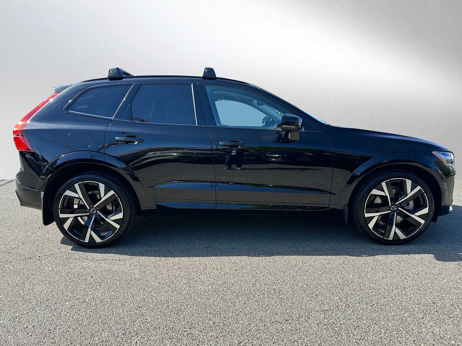 2026 Volvo XC60 Plug-In Hybrid Ultra
