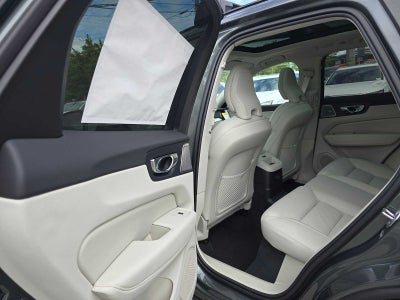 2026 Volvo XC60 Plug-In Hybrid Ultra