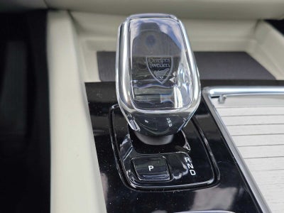 2026 Volvo XC60 Plug-In Hybrid Ultra