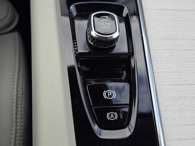 2026 Volvo XC60 Plug-In Hybrid Ultra