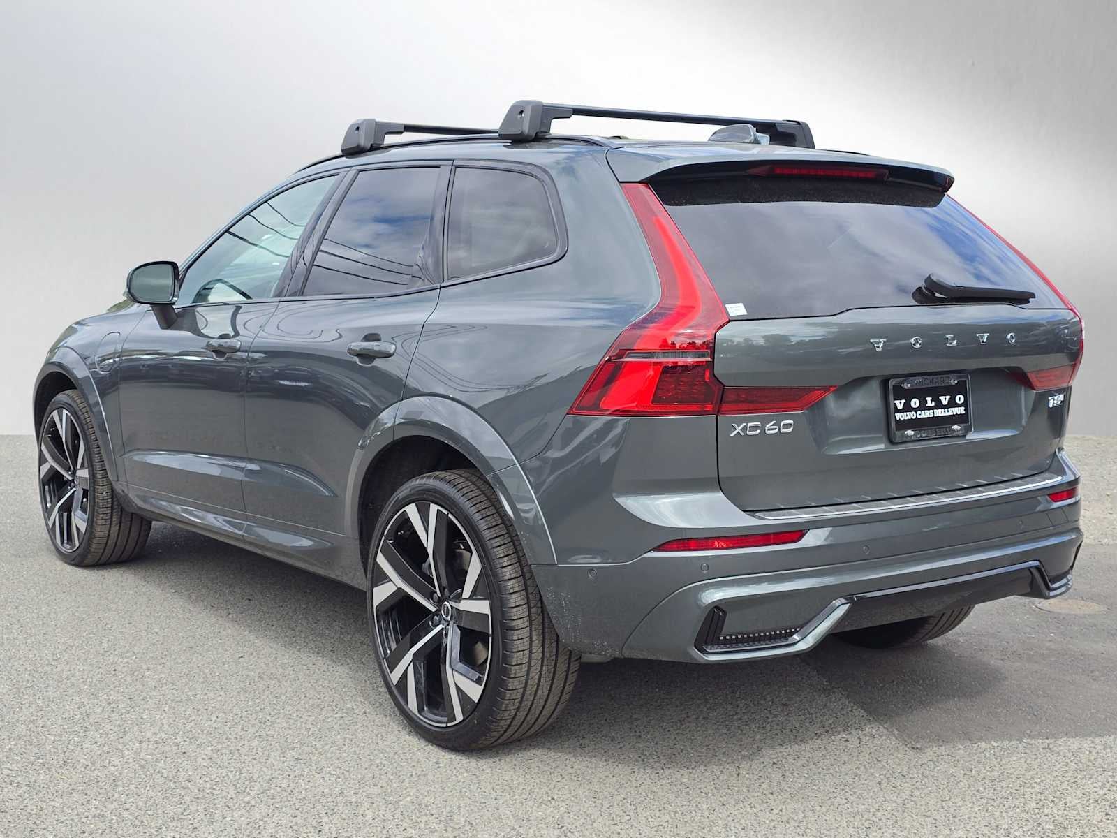 2026 Volvo XC60 Plug-In Hybrid Ultra