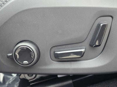 2026 Volvo XC60 Plug-In Hybrid Ultra