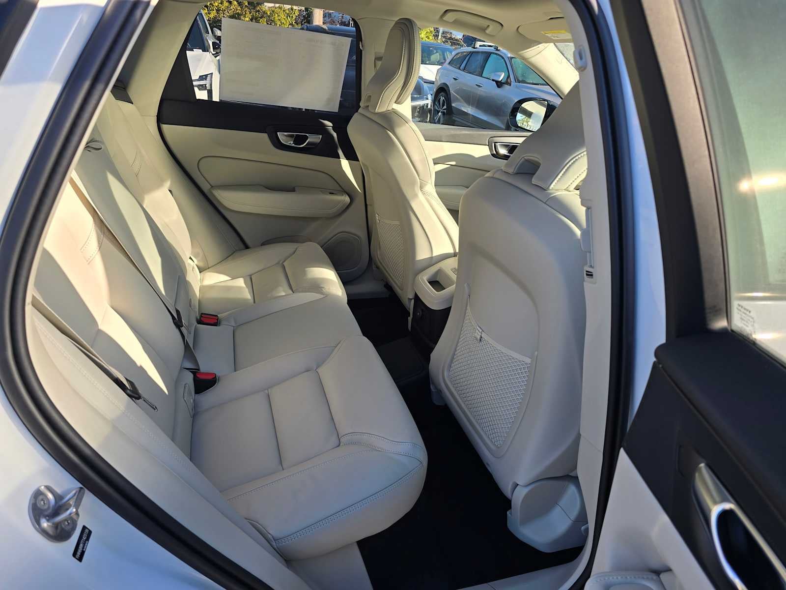 2026 Volvo XC60 Plug-In Hybrid Ultra