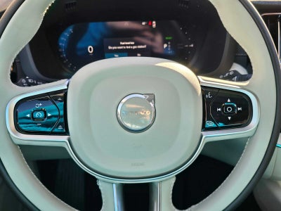 2026 Volvo XC60 Plug-In Hybrid Ultra