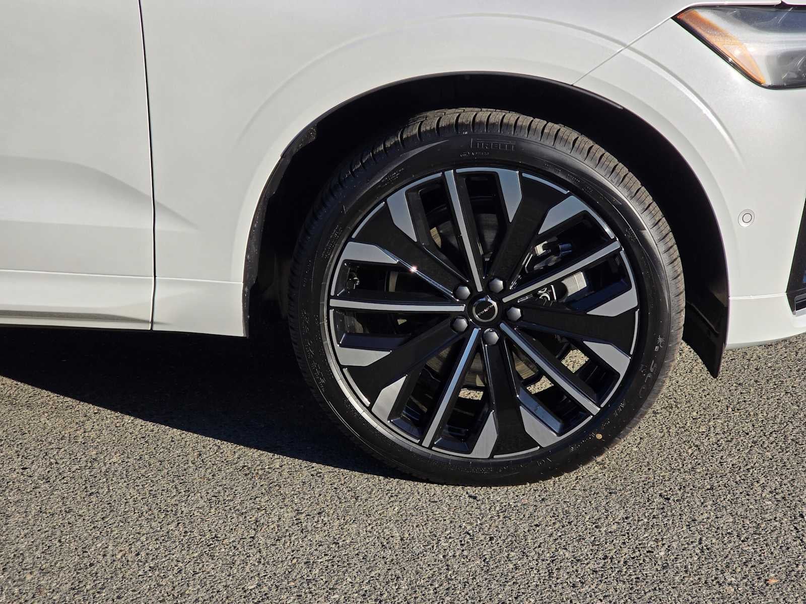 2026 Volvo XC60 Plug-In Hybrid Ultra