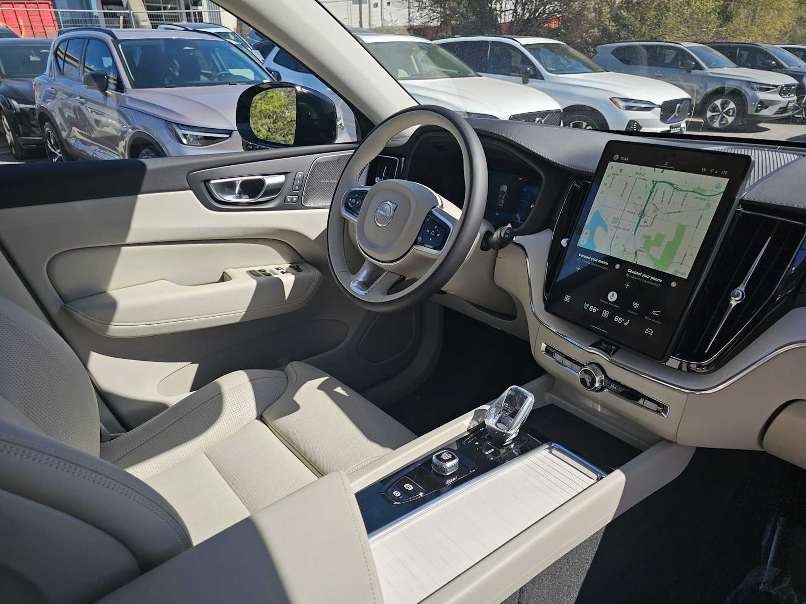 2026 Volvo XC60 Plug-In Hybrid Ultra