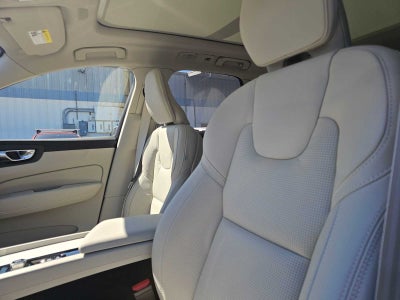 2026 Volvo XC60 Plug-In Hybrid Ultra