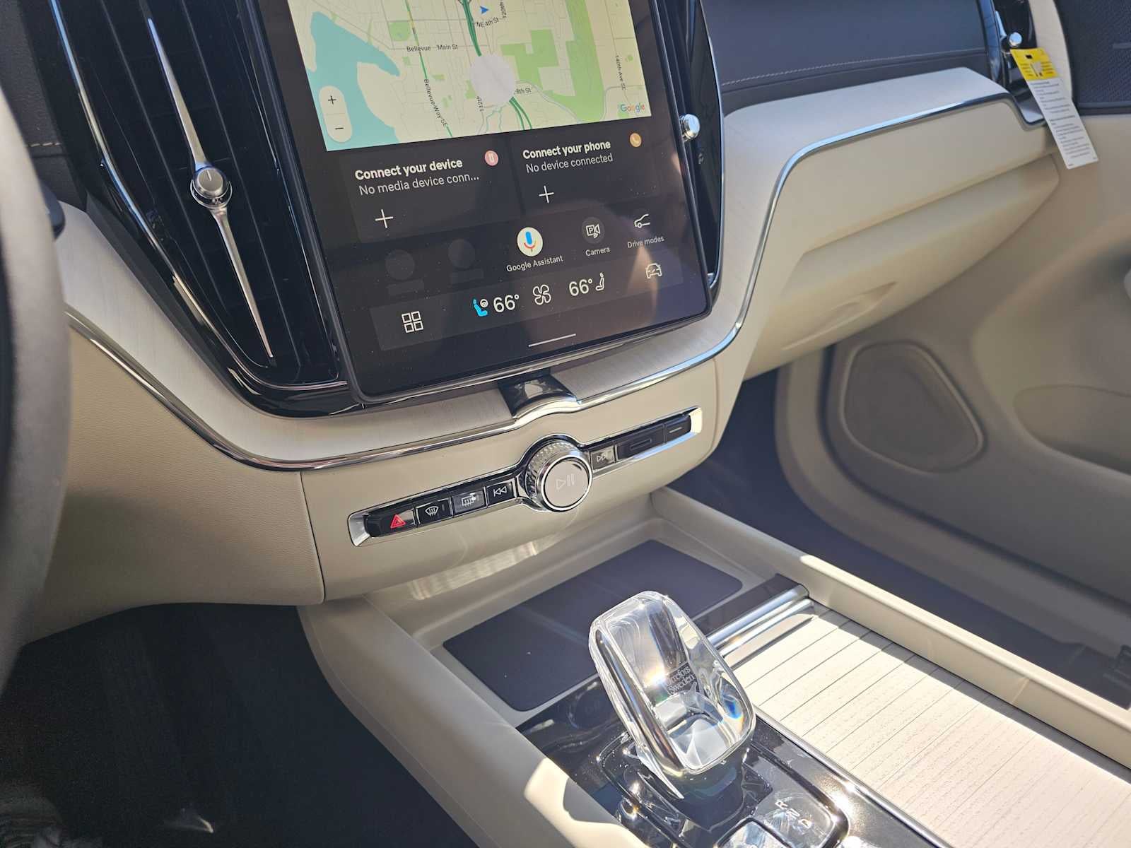 2026 Volvo XC60 Plug-In Hybrid Ultra