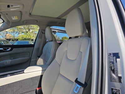 2026 Volvo XC60 Plug-In Hybrid Ultra