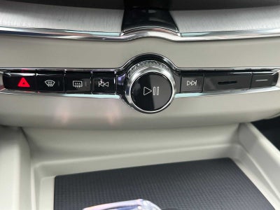 2026 Volvo XC60 Plug-In Hybrid Ultra