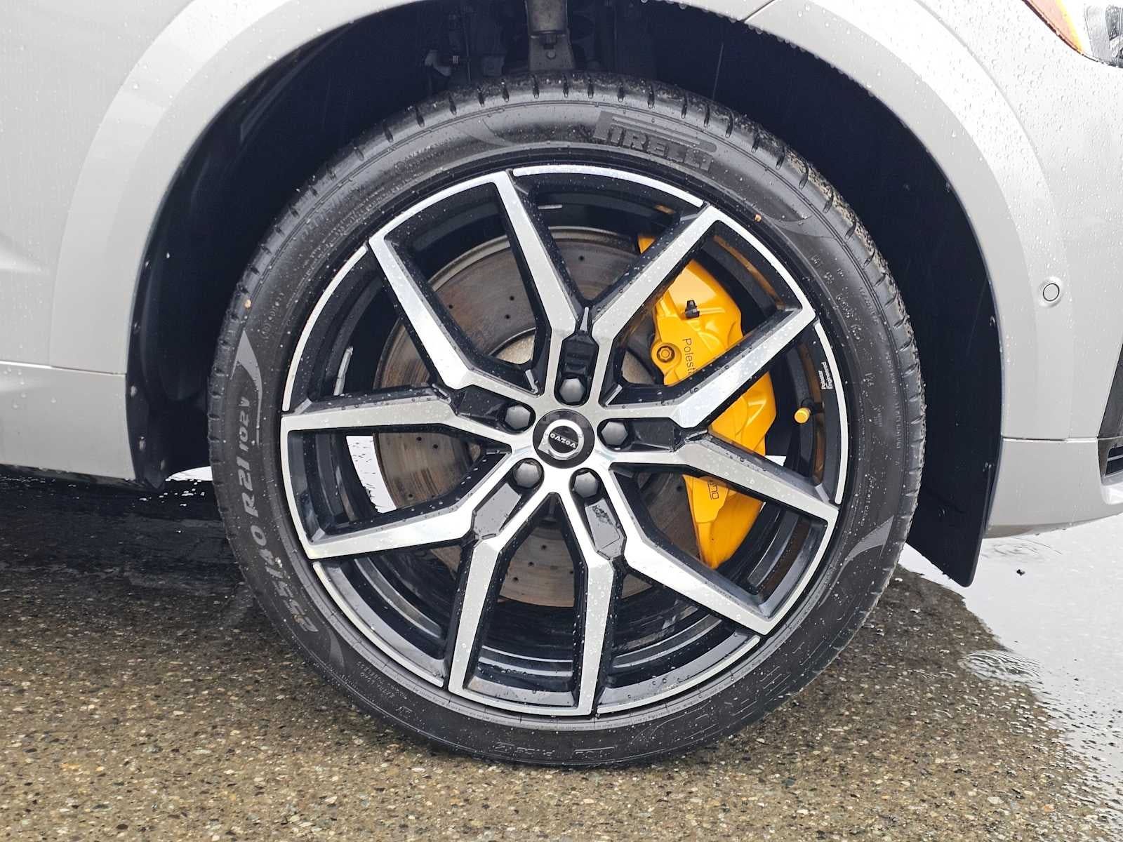 2025 Volvo XC60 Plug-In Hybrid Polestar Engineered