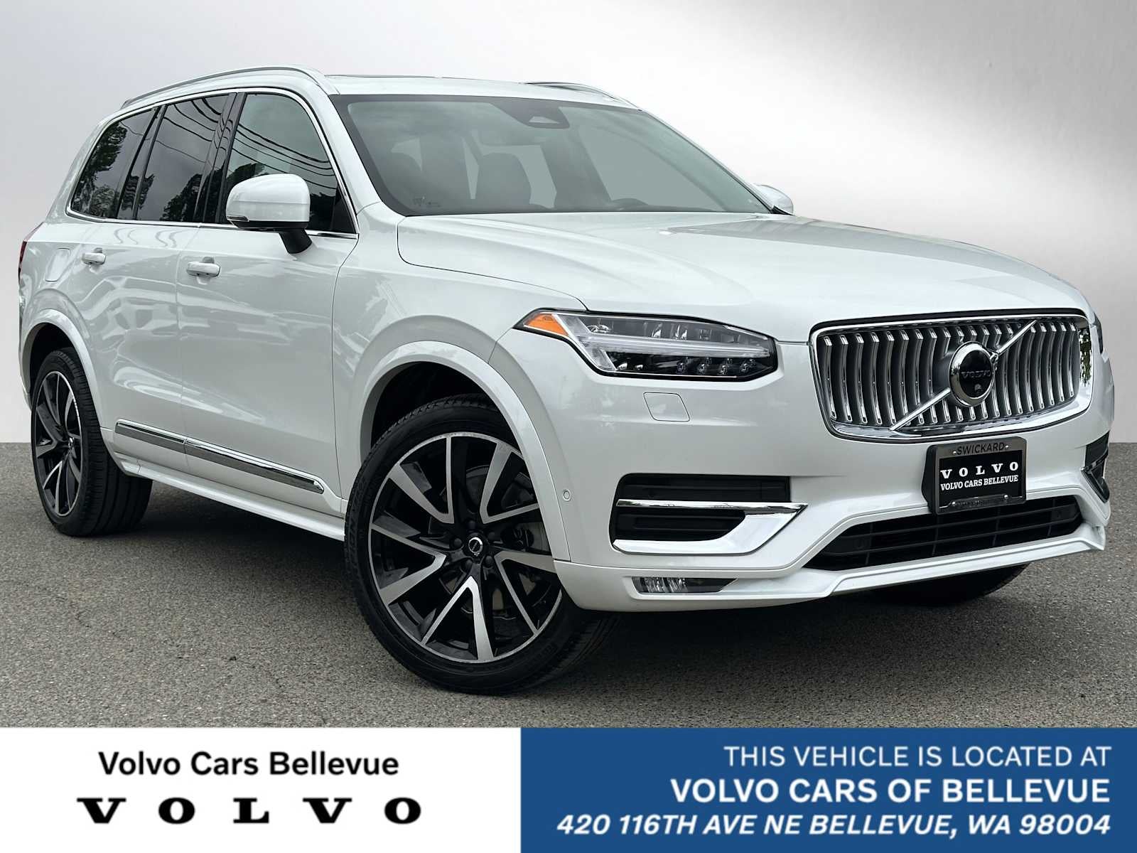 2023 Volvo XC90 Plus