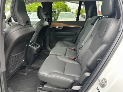 2023 Volvo XC90 Plus