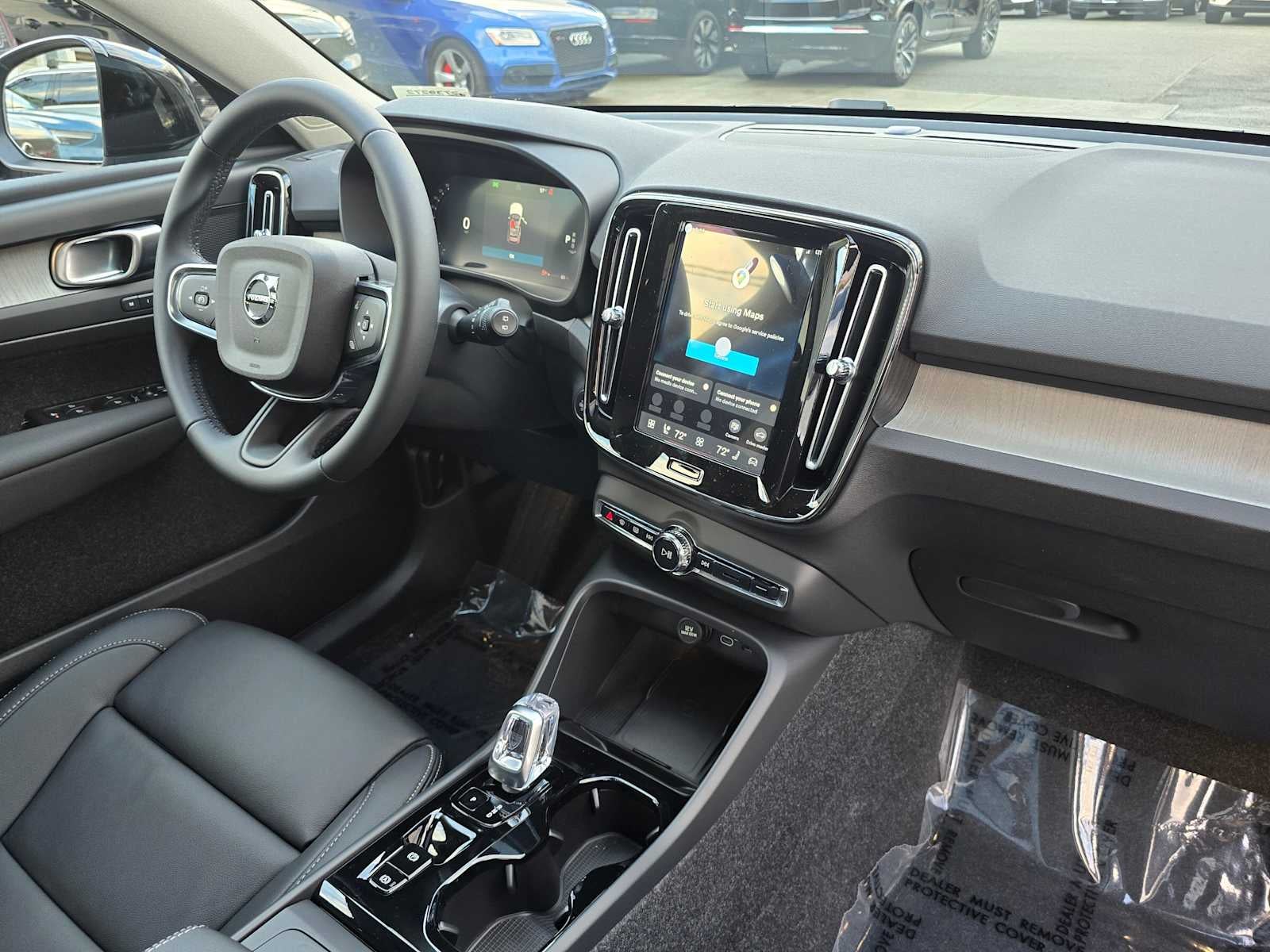 2026 Volvo XC40 Plus