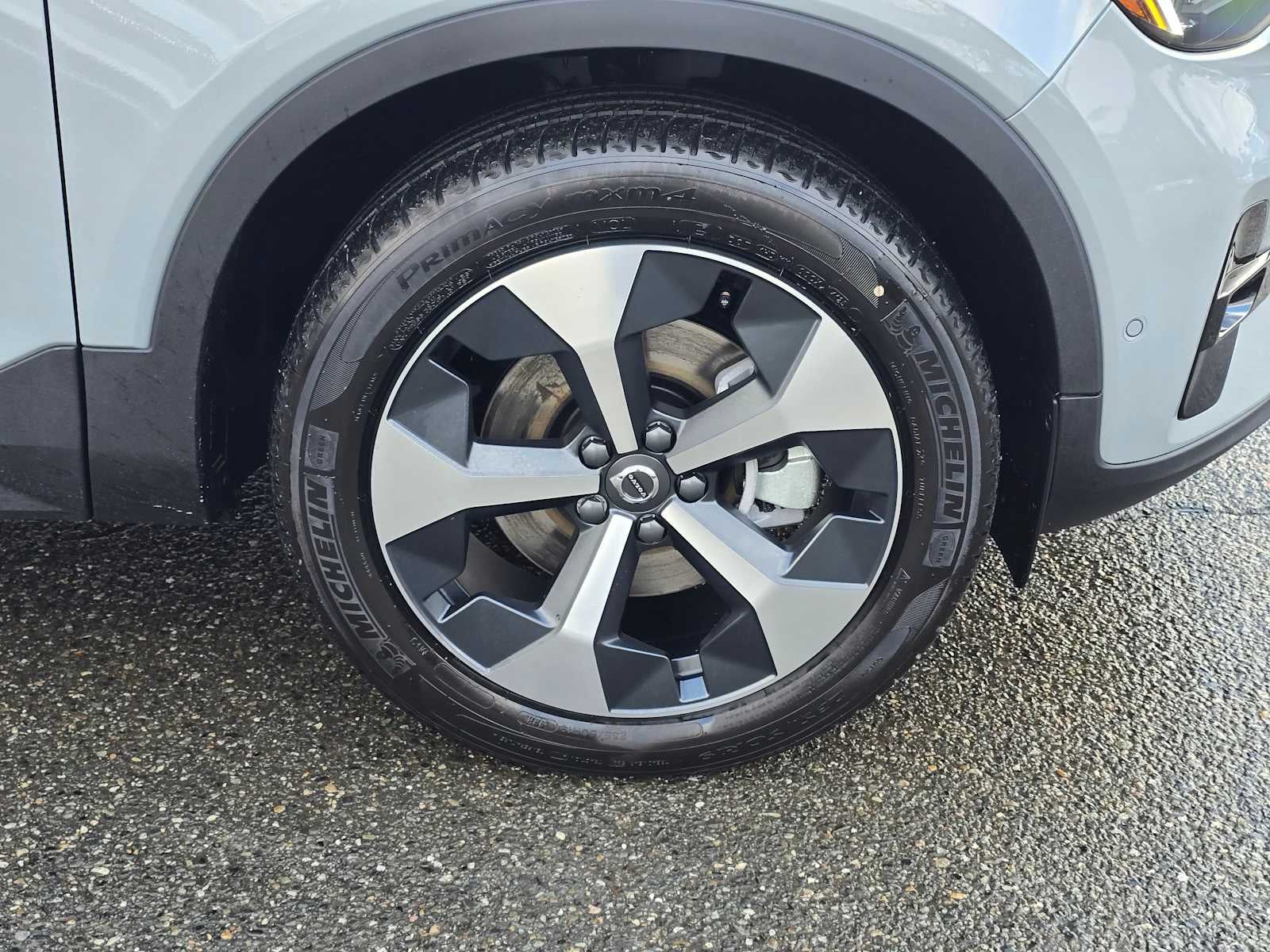 2026 Volvo XC40 Plus