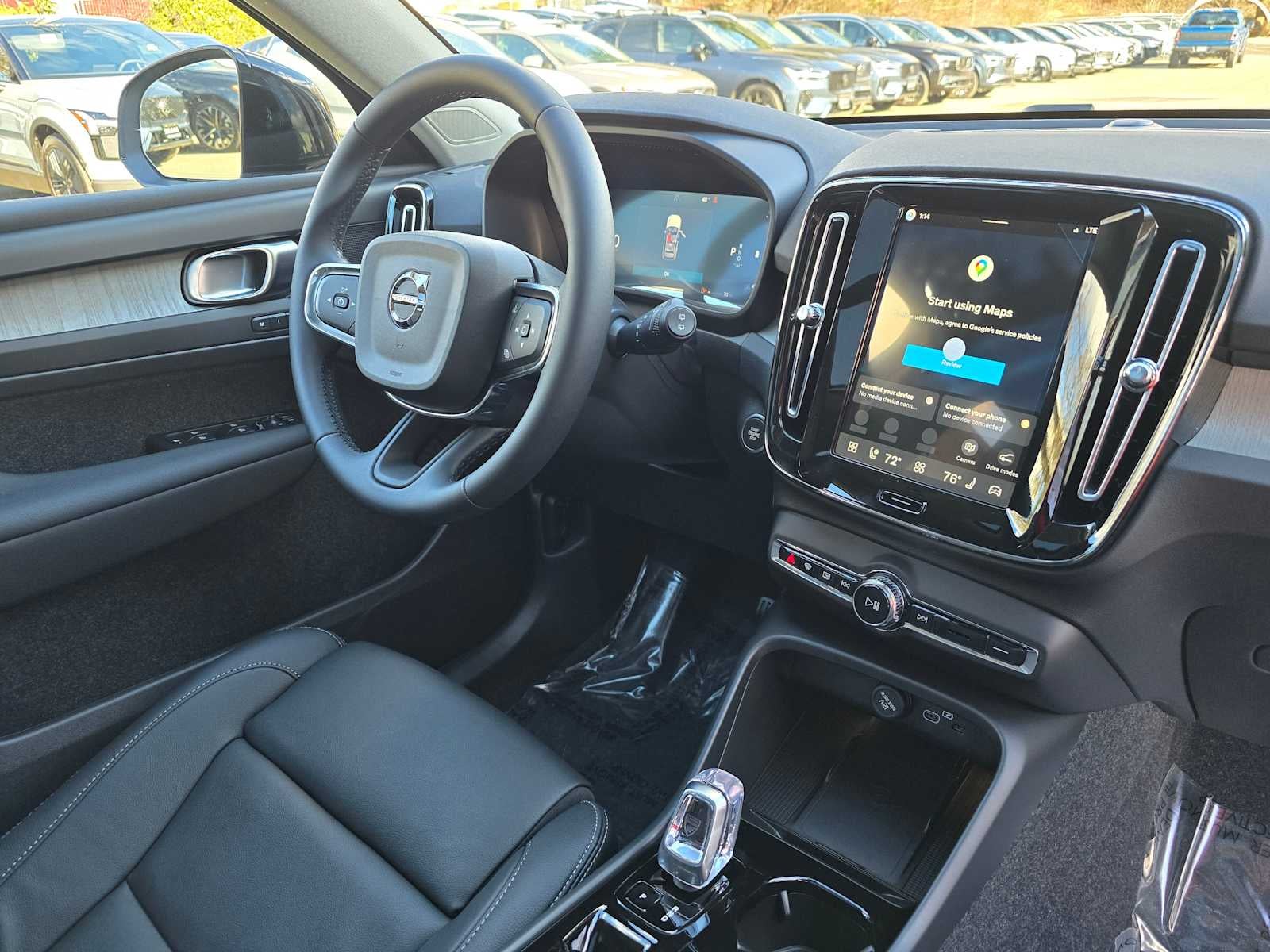 2026 Volvo XC40 Plus