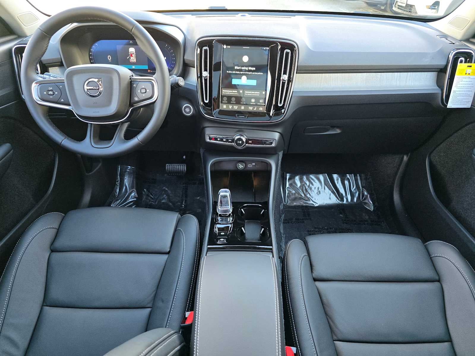 2026 Volvo XC40 Plus