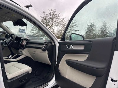 2026 Volvo XC40 Plus