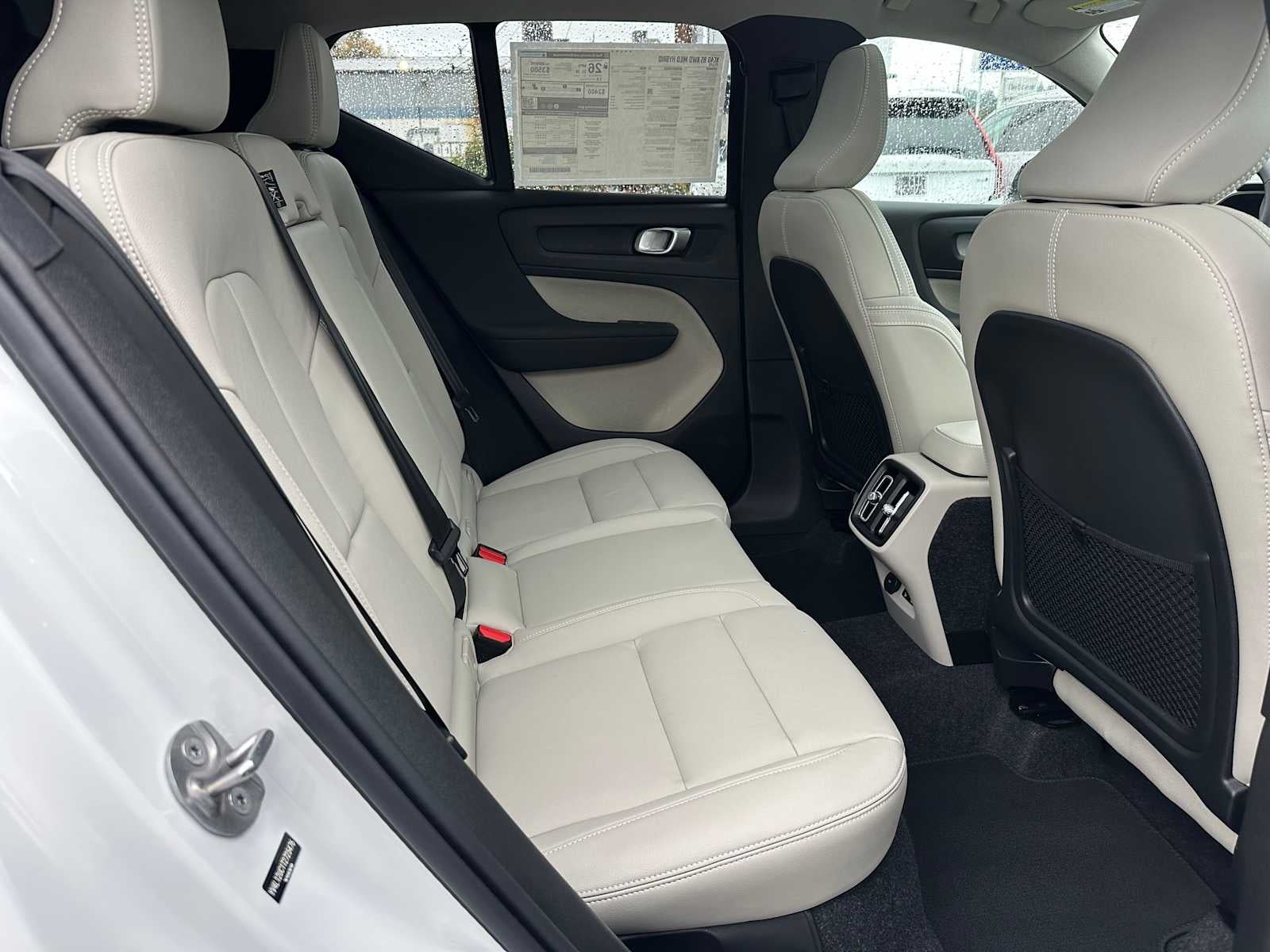 2026 Volvo XC40 Plus