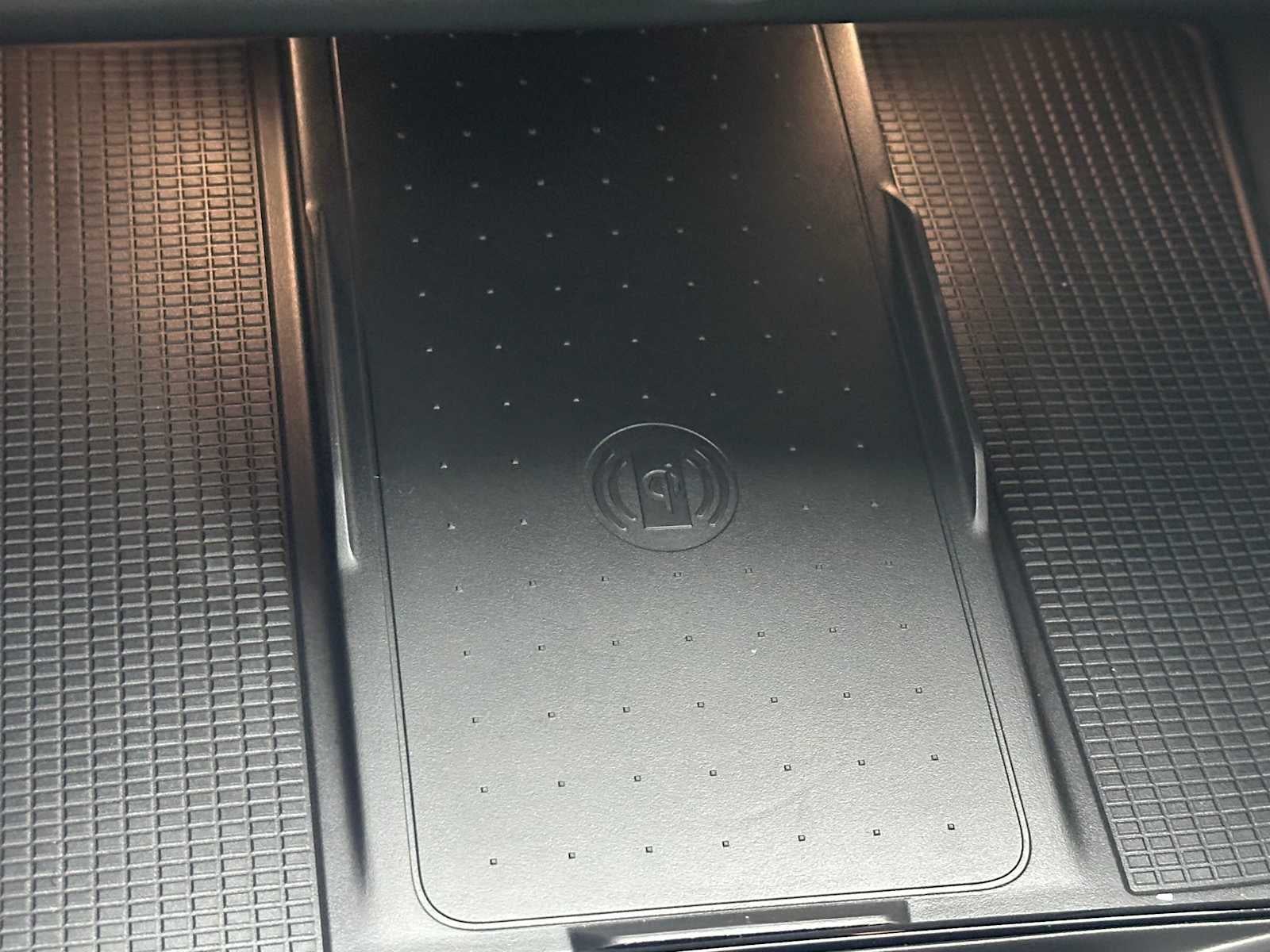 2026 Volvo XC40 Plus