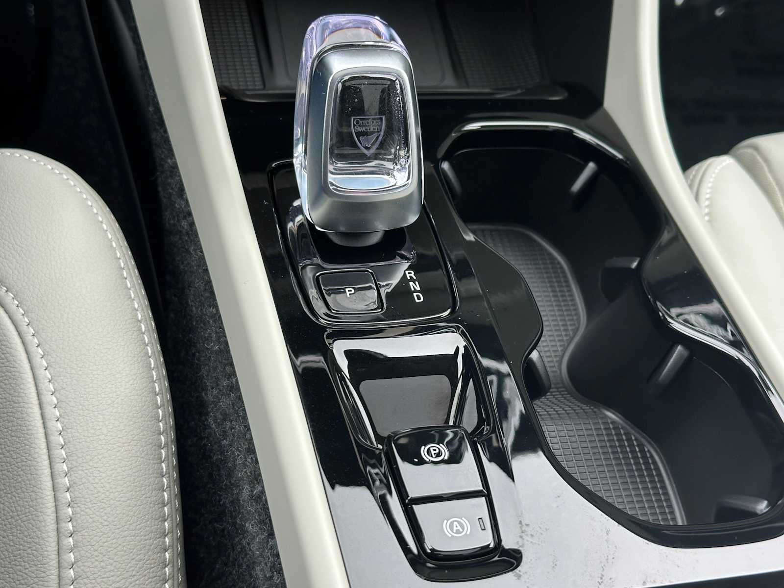 2026 Volvo XC40 Plus