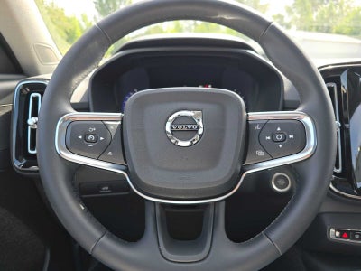 2025 Volvo XC40 Plus Dark Theme
