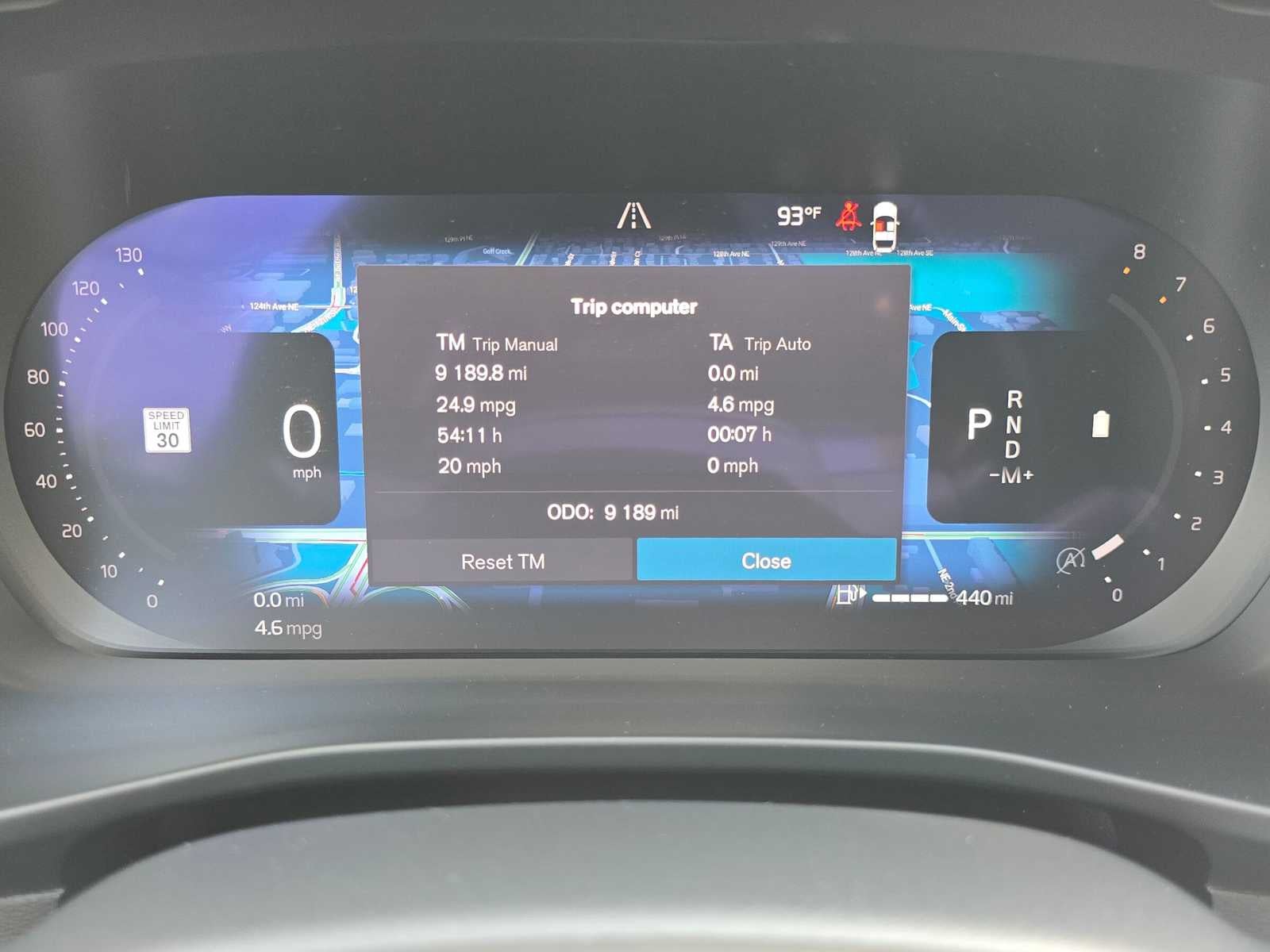 2025 Volvo XC40 Plus Dark Theme