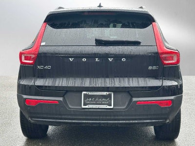 2025 Volvo XC40 Plus Dark Theme