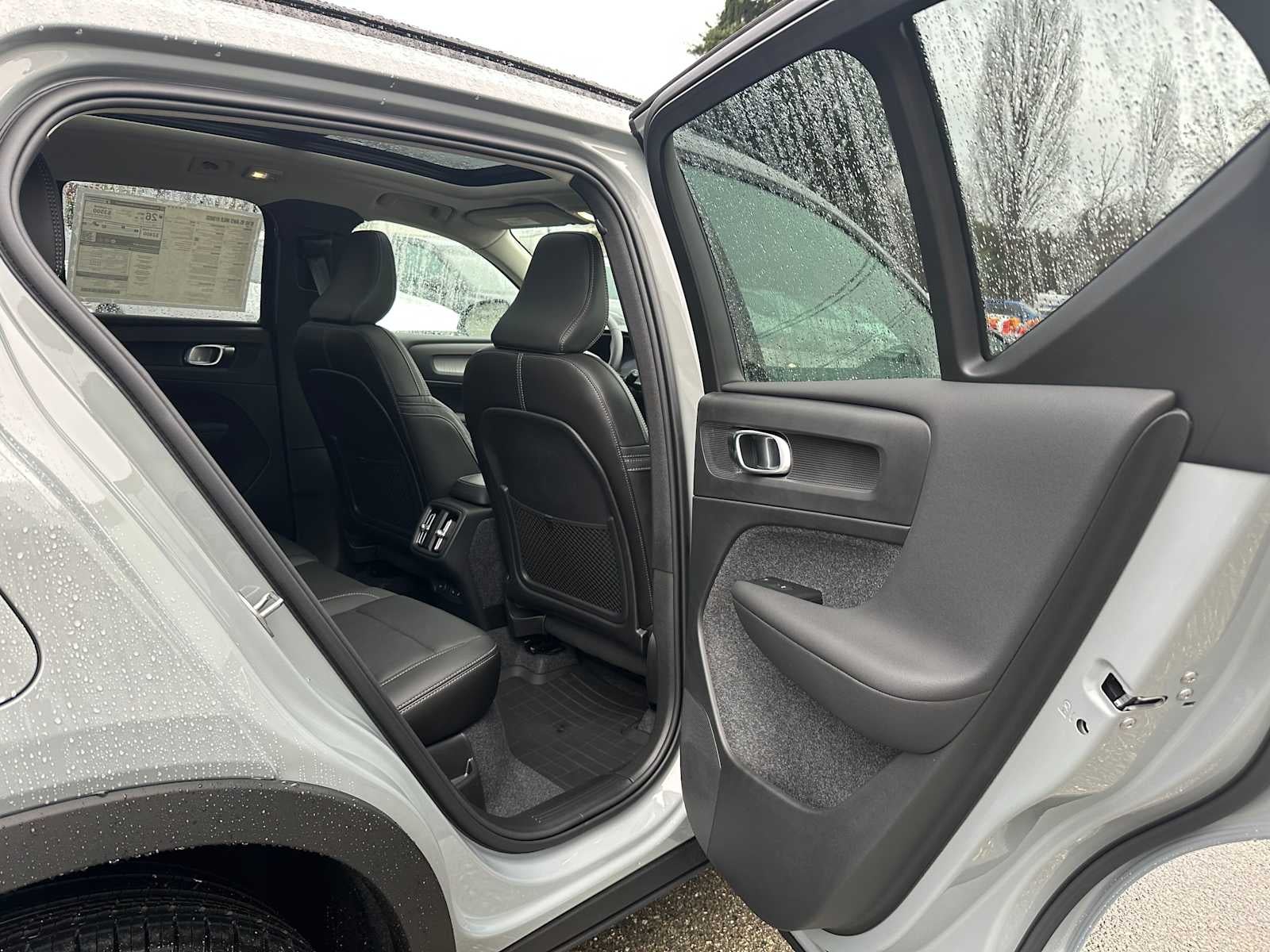 2026 Volvo XC40 Plus