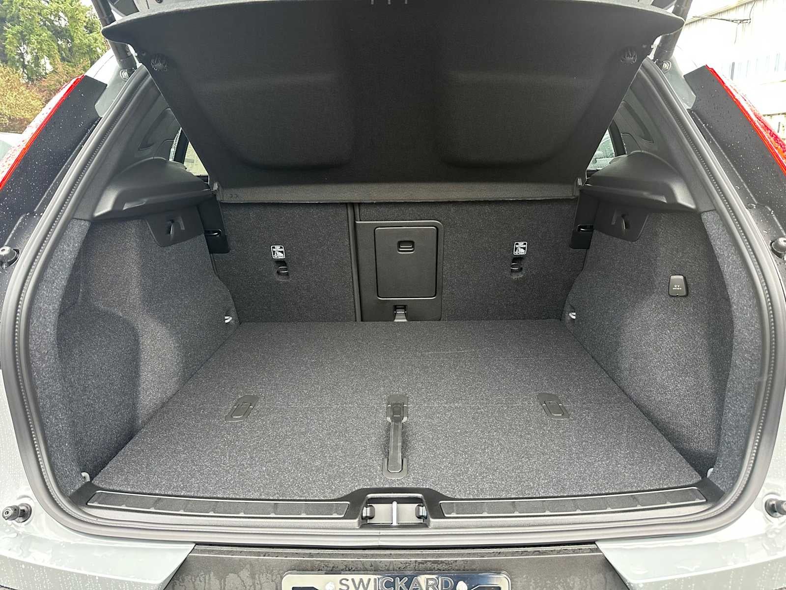 2026 Volvo XC40 Plus