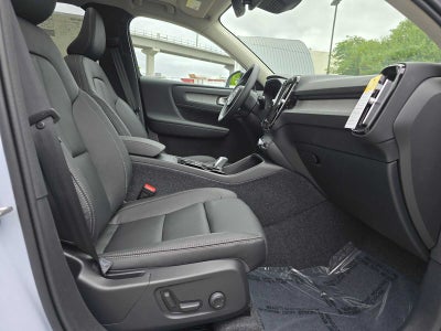2026 Volvo XC40 Plus