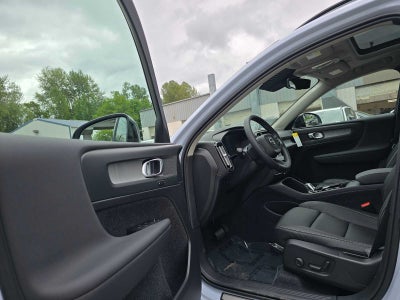 2026 Volvo XC40 Plus