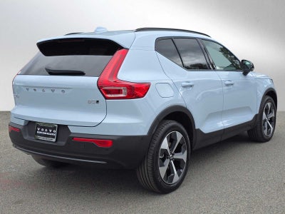 2026 Volvo XC40 Plus