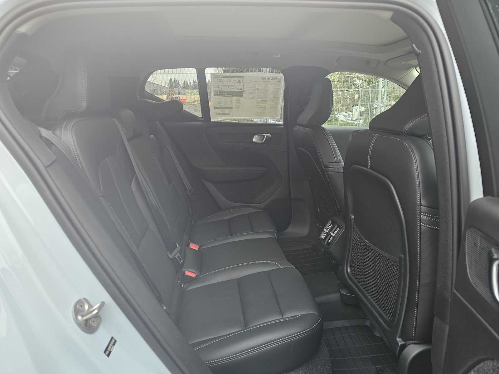 2026 Volvo XC40 Plus