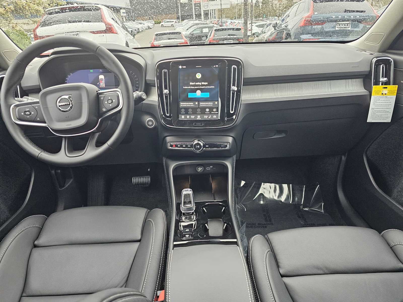 2026 Volvo XC40 Plus