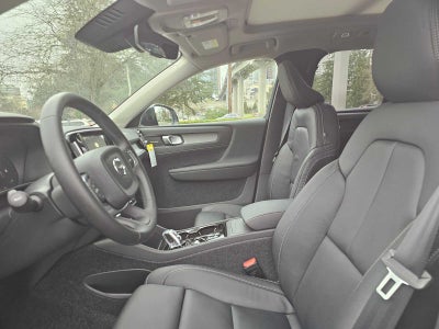 2026 Volvo XC40 Plus